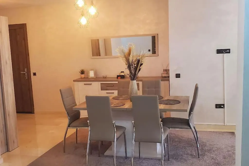 Appartement Chic Haut Standing Centre Gare Marrakesh 0*,